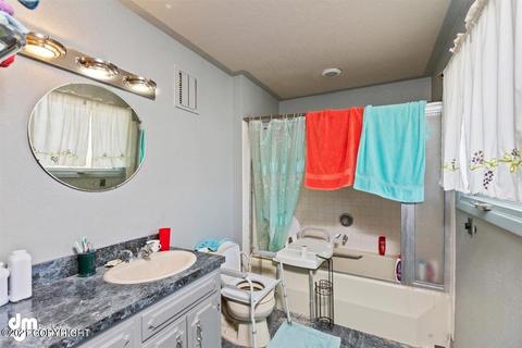11910 Dee Ln, Eagle River, AK 99577 photo 21