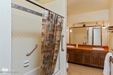 11910 Dee Ln, Eagle River, AK 99577 photo 24