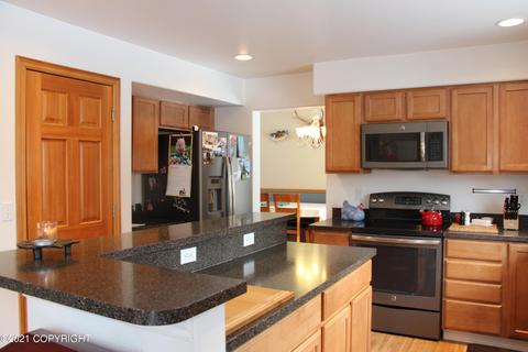 13361 Konrad Dr, Eagle River, AK 99577 photo 12