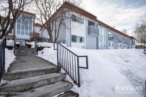 400 E 24th Ave # 7, Anchorage, AK 99503 photo 1