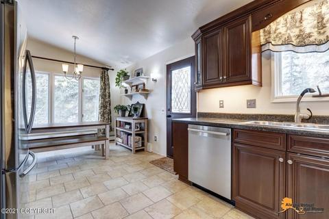5310 E 98th Ave, Anchorage, AK 99507 photo 9