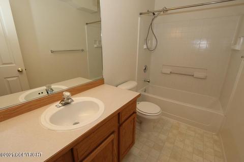 8946 Meadow Park Cir, Eagle River, AK 99577 photo 8