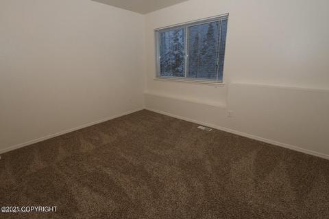 8946 Meadow Park Cir, Eagle River, AK 99577 photo 10