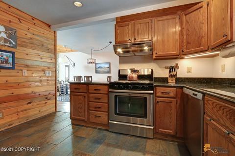 10129 Loon Cir, Eagle River, AK 99577 photo 12