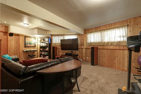 10129 Loon Cir, Eagle River, AK 99577 photo 31