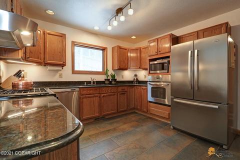 10129 Loon Cir, Eagle River, AK 99577 photo 10