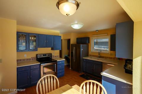 511 Ledora Cir, Anchorage, AK 99515 photo 7