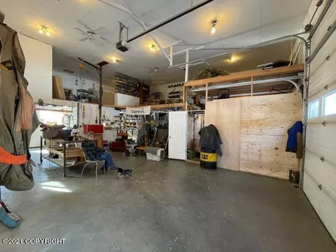 20508 Mark Cir, Chugiak, AK 99567 photo 4