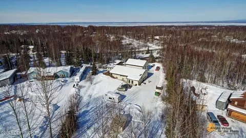 20508 Mark Cir, Chugiak, AK 99567 photo 6