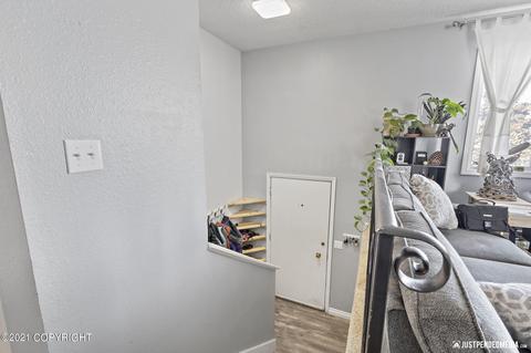 3642 E 19th Ave, Anchorage, AK 99508 photo 4