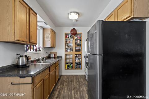 3642 E 19th Ave, Anchorage, AK 99508 photo 9
