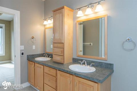 10720 Dolly Madison Cir, Eagle River, AK 99577 photo 29
