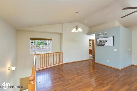 9158 Eagle River Ln, Eagle River, AK 99577 photo 5
