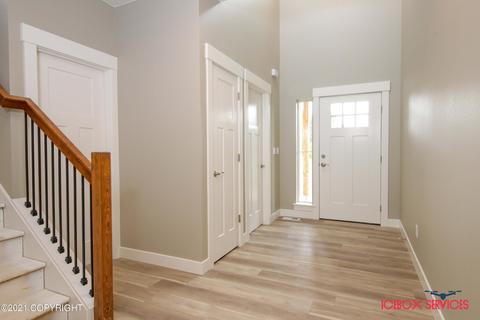 9161 E Windy Woods Loop, Palmer, AK 99645 photo 4