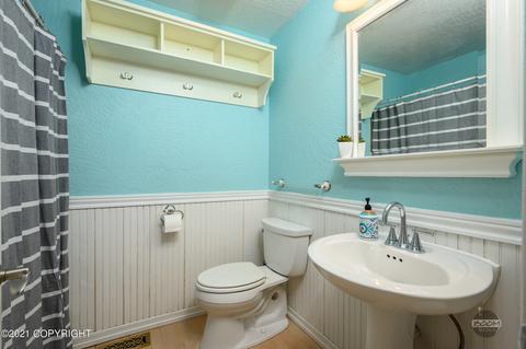 3317 E 64th Ave, Anchorage, AK 99507 photo 9