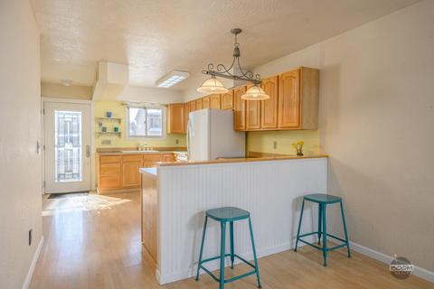 3317 E 64th Ave, Anchorage, AK 99507 photo 3