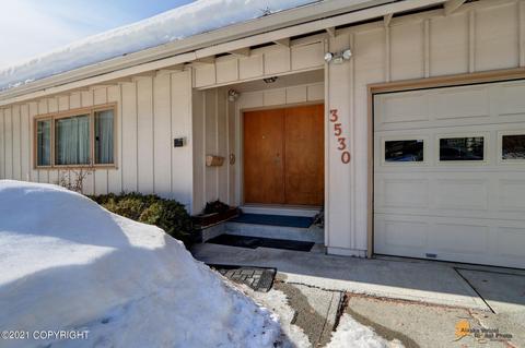 3530 Fordham Dr, Anchorage, AK 99508 photo 4