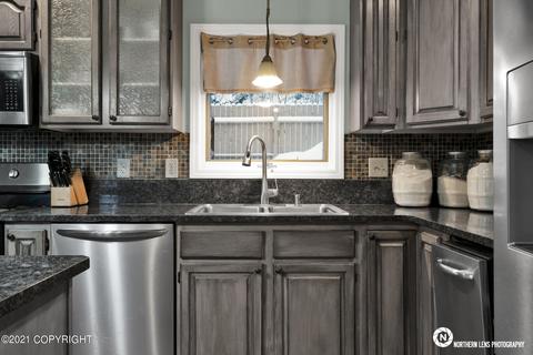 10323 Stewart Dr, Eagle River, AK 99577 photo 7