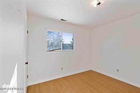9010 Lance Cir, Anchorage, AK 99502 photo 24