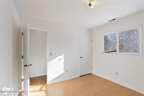 9010 Lance Cir, Anchorage, AK 99502 photo 25