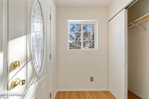 9010 Lance Cir, Anchorage, AK 99502 photo 10