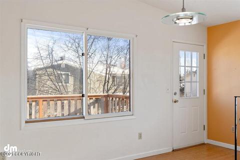 9010 Lance Cir, Anchorage, AK 99502 photo 12