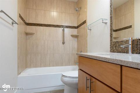 9010 Lance Cir, Anchorage, AK 99502 photo 32