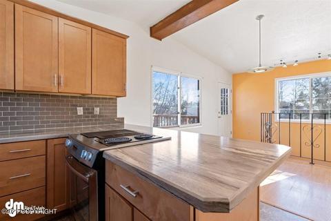 9010 Lance Cir, Anchorage, AK 99502 photo 22