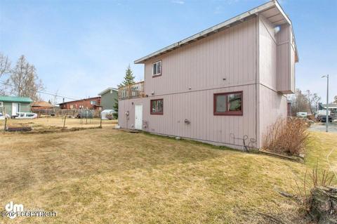 9010 Lance Cir, Anchorage, AK 99502 photo 4