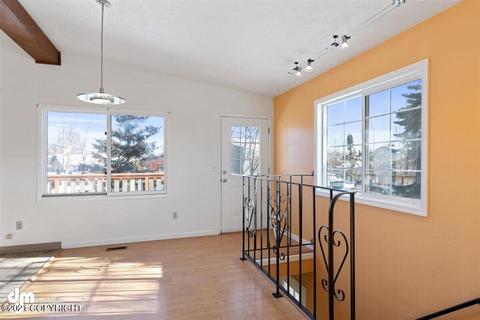 9010 Lance Cir, Anchorage, AK 99502 photo 11