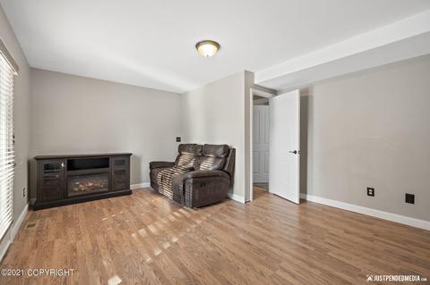 19102 Danny Dr, Eagle River, AK 99577 photo 25