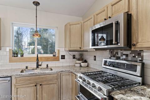 19102 Danny Dr, Eagle River, AK 99577 photo 14