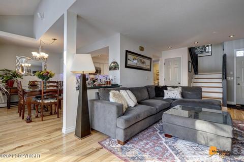 6602 Cimarron Cir, Anchorage, AK 99504 photo 8