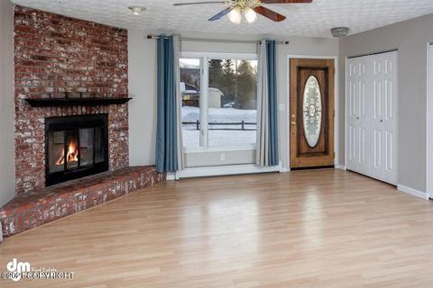 17623 Kantishna Dr, Eagle River, AK 99577 photo 3