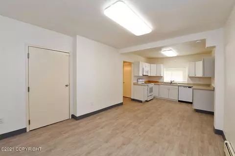 417 E 11th Ave, Anchorage, AK 99501 photo 9