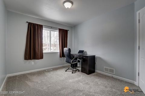 24205 Leos Rd, Chugiak, AK 99567 photo 17