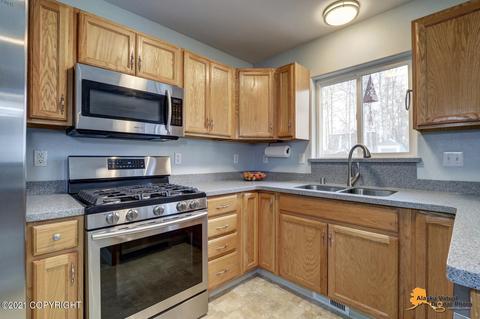 24205 Leos Rd, Chugiak, AK 99567 photo 8