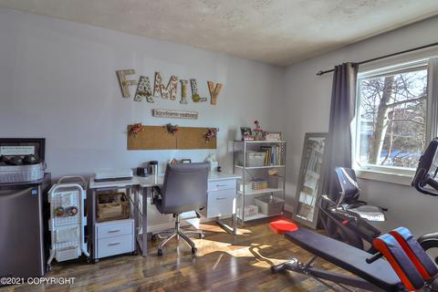 7320 Christopher Cir, Anchorage, AK 99507 photo 17