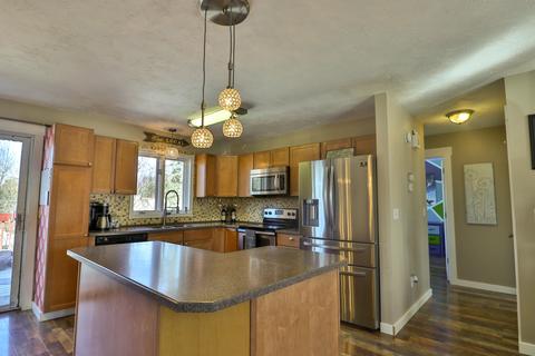 7320 Christopher Cir, Anchorage, AK 99507 photo 10