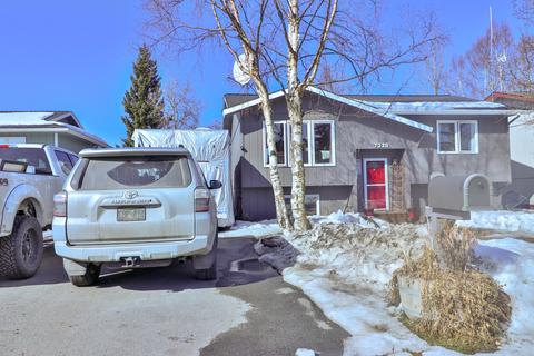 7320 Christopher Cir, Anchorage, AK 99507 photo 4