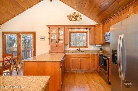 19223 Middleton Loop, Eagle River, AK 99577 photo 9