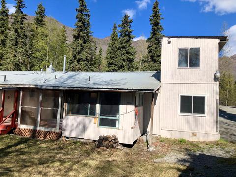 10024 Wren Ln, Eagle River, AK 99577 photo 4