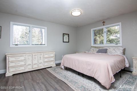 9604 Saint George Cir, Eagle River, AK 99577 photo 16