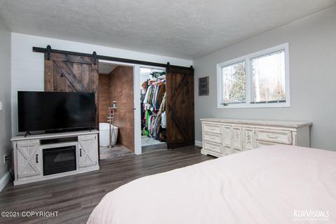9604 Saint George Cir, Eagle River, AK 99577 photo 17