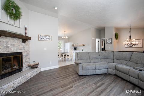 9604 Saint George Cir, Eagle River, AK 99577 photo 9