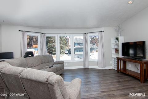 9604 Saint George Cir, Eagle River, AK 99577 photo 8