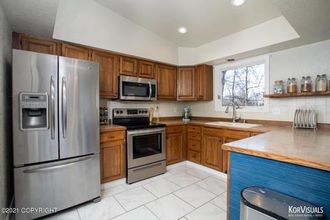 9604 Saint George Cir, Eagle River, AK 99577 photo 13