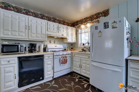 15511 Sroufe St, Eagle River, AK 99577 photo 7