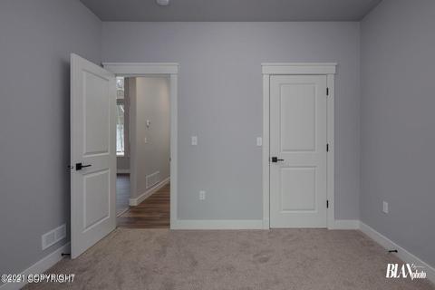 9227 E Arkose Loop, Palmer, AK 99645 photo 10