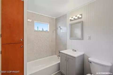 3501 E 15th Ave, Anchorage, AK 99508 photo 16